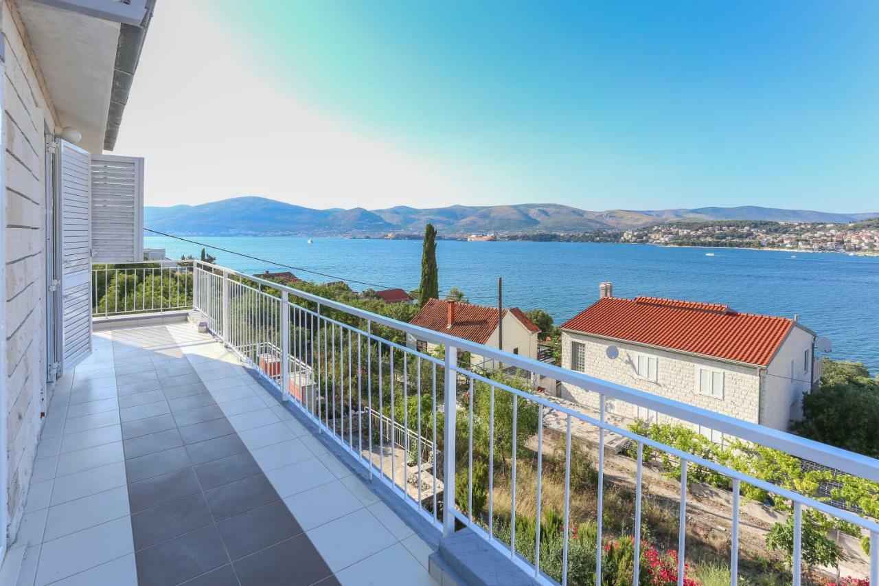 Villa Uno Trogir Exterior foto